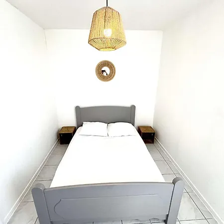 2 Pieces La Nouvelle Pn480-104 Apartment Port-la-Nouvelle